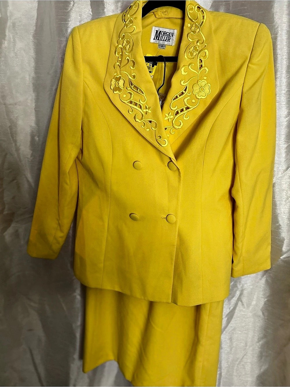 Morgan Miller Embroidered Skirt Suit in Yellow Size 10 NWT - Picture 3 of 14